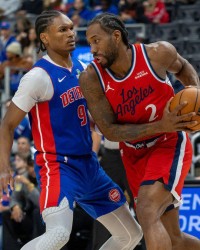 华体会官方网站-NBA传闻：活塞队内部人士泼冷水，否认交易伦纳德的可能